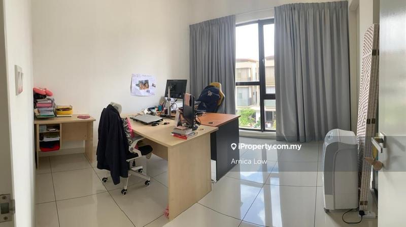 Rumah Bandar untuk Dijual di 16 Sierra, Puchong oleh Arnica Low - iProperty.com.my