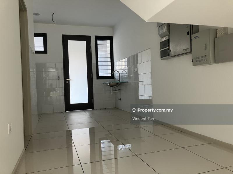 2-storey Terraced House for Sale in ELMINA ILHAM Residence East Garden West Valley, Shah Alam by Vincent Tan - iProperty.com.my