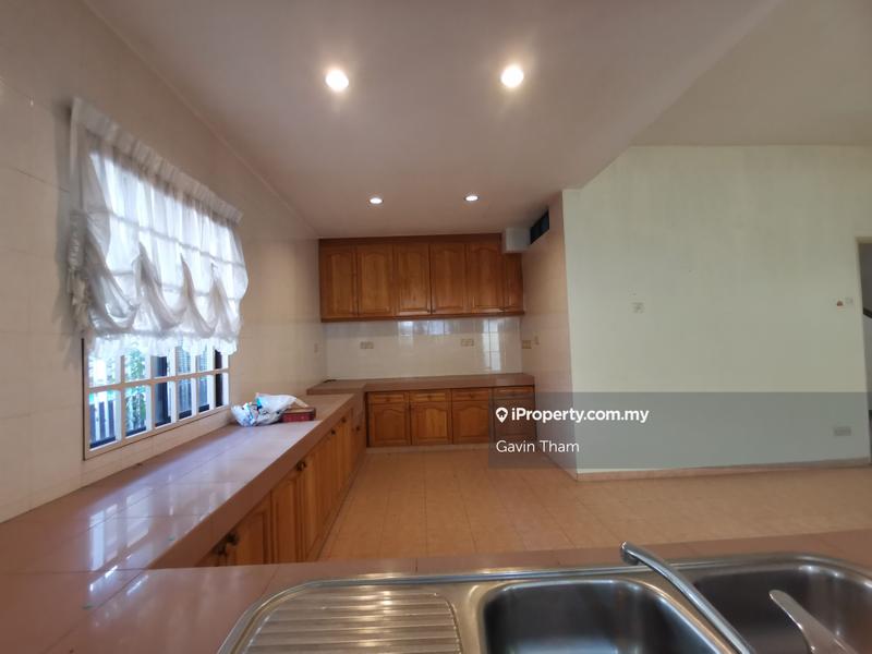 Semi-Detached House for Sale in Taman Overseas Union (Taman Oug), Jalan Klang Lama (Old Klang Road) by Gavin Tham - iProperty.com.my