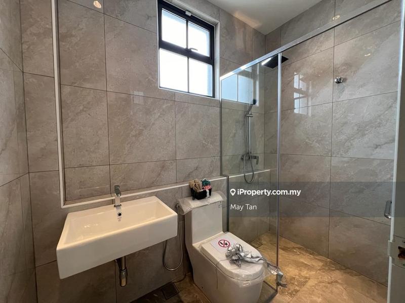 Bungalow House for Sale in Taman Parkland, Kluang by May Tan - iProperty.com.my