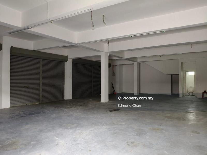For Rent - Taman Saujana Puchong