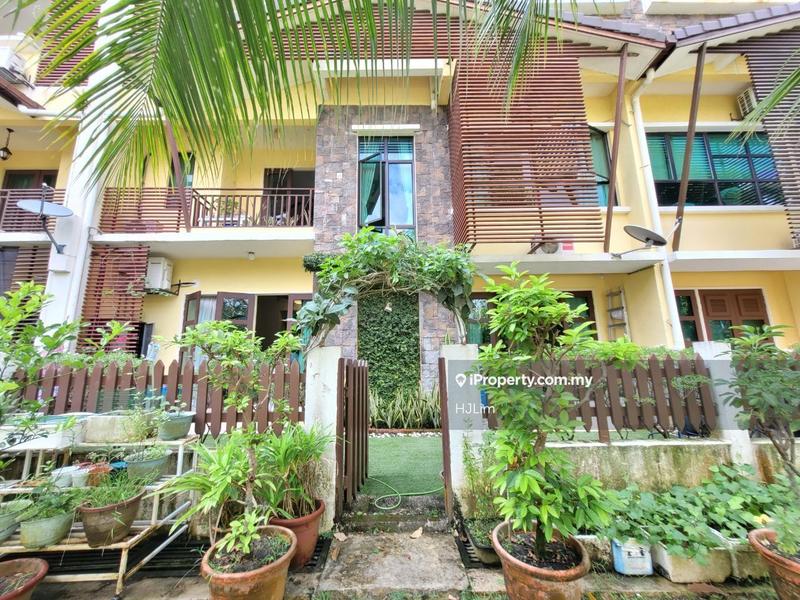 Townhouse for Sale in Bandar Tun Hussein Onn, Cheras by HJLim - iProperty.com.my