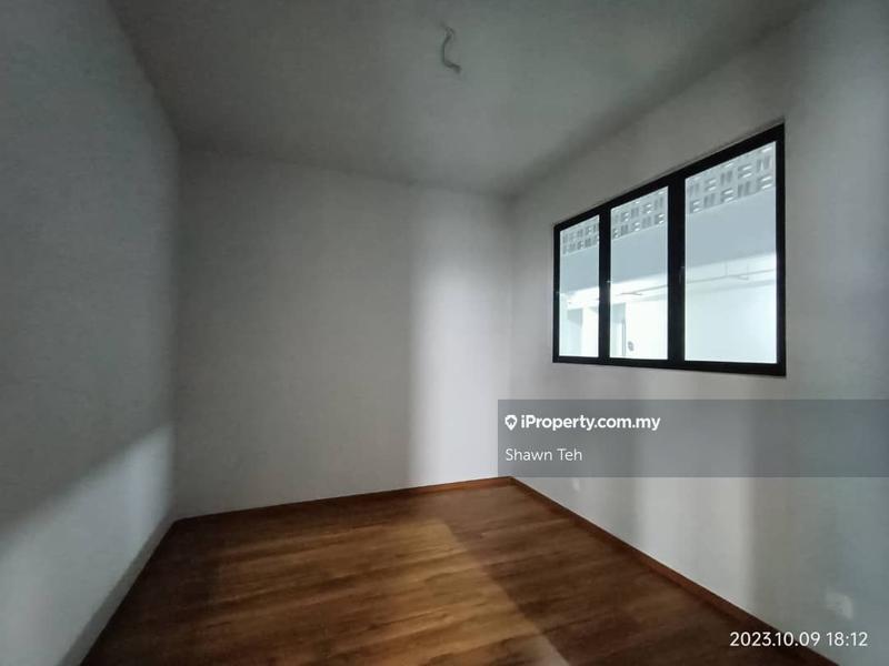 Kondominium untuk Dijual di Admiral Residences oleh Shawn Teh - iProperty.com.my
