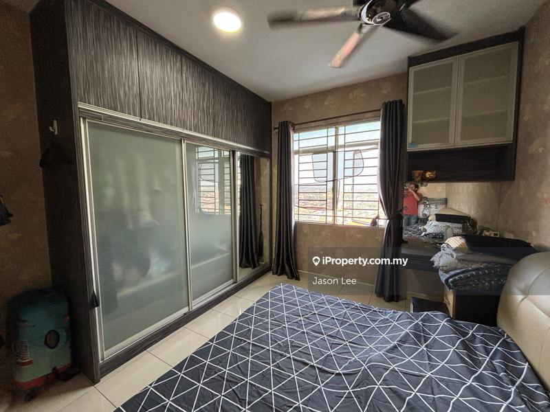 Condominium for Sale in Pearl Avenue by Jason Lee - iProperty.com.my