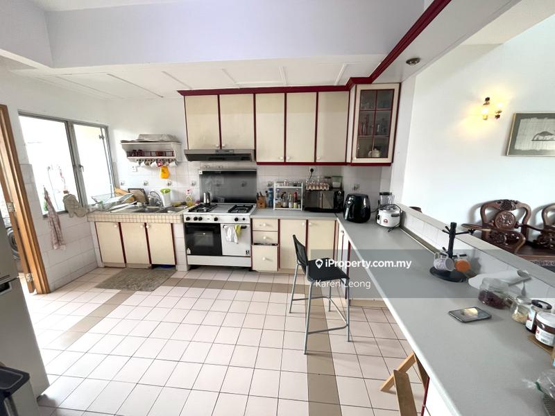 For Sale - Villa Flora