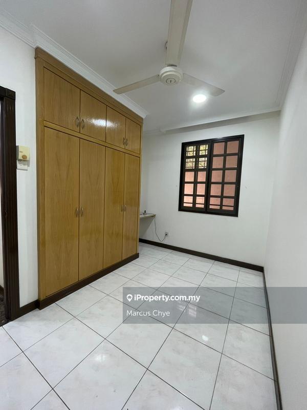 Rumah Pangsa untuk Dijual di Taman Selayang Utama oleh Marcus Chye - iProperty.com.my