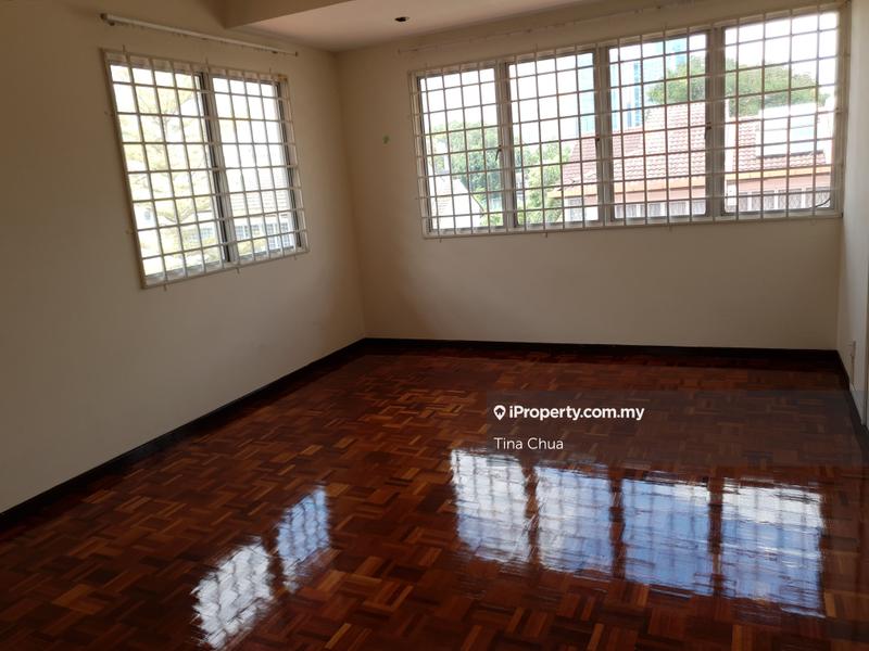 Rumah Berkembar untuk Dijual di Damansara Heights, Damansara Heights oleh Tina Chua - iProperty.com.my