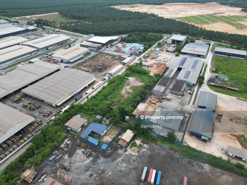 For Sale - Kawasan Perindustrian Heavy Padang Meha