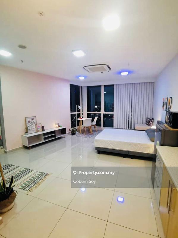 Service Residence for Rent in Pinnacle Petaling Jaya by Coburn Soy - iProperty.com.my