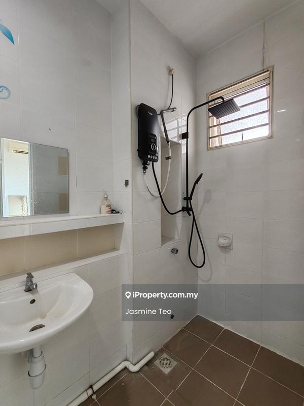Rumah Berkembar untuk Dijual di Setia Damai 16, Setia Alam oleh Jasmine Teo - Bathroom - iProperty.com.my