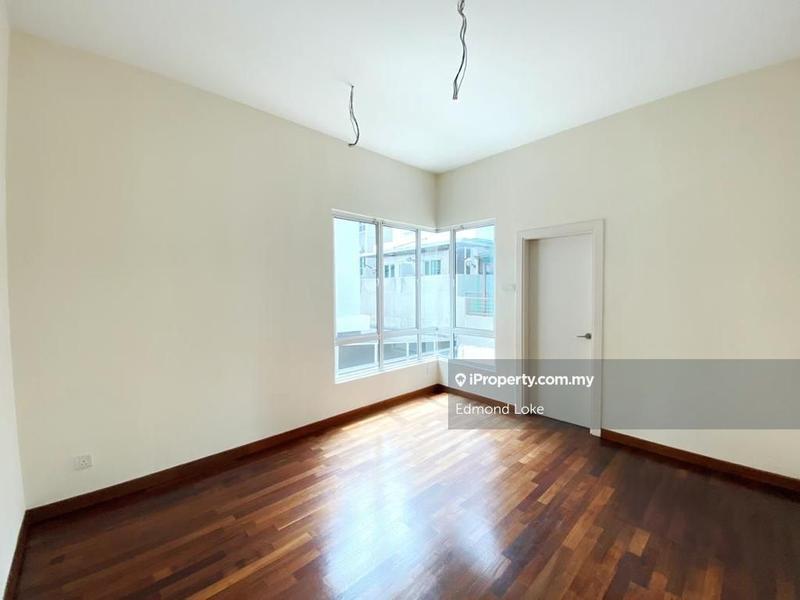 Rumah Berkembar untuk Dijual di One Sierra, Selayang oleh Edmond Loke - iProperty.com.my