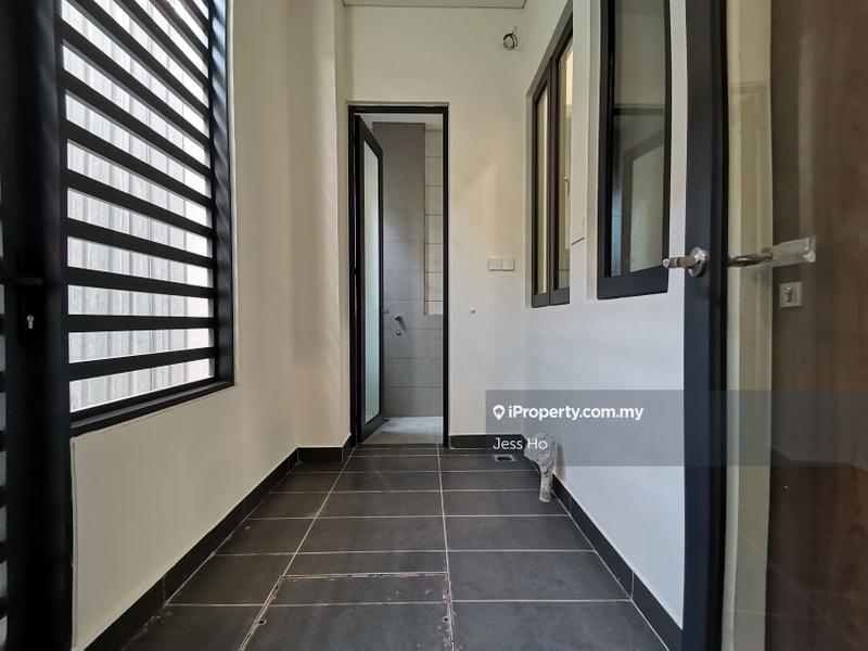 3-storey Terraced House for Sale in Happy Garden, Kuchai Lama by Jess Ho - Vila Setara Happy Garden Superlink - iProperty.com.my