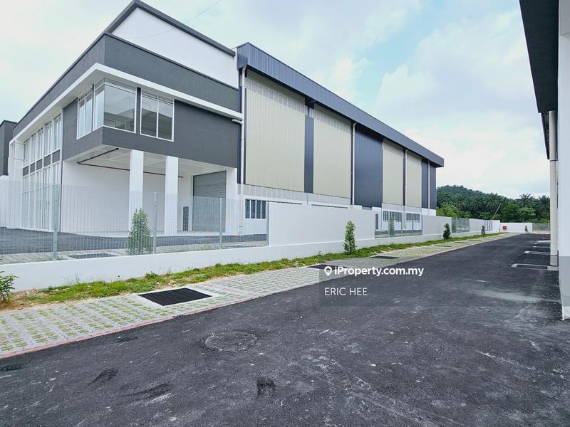 Warehouse for Sale in Factory Lot For Sale in Puncak Alam!!!, Puncak Alam by ERIC HEE - iProperty.com.my