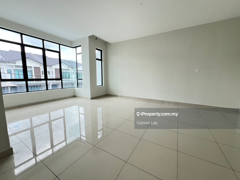 Rumah Teres 2-Tingkat untuk Dijual di Taman Tasik Indah, Kluang oleh Gipson Lay - iProperty.com.my