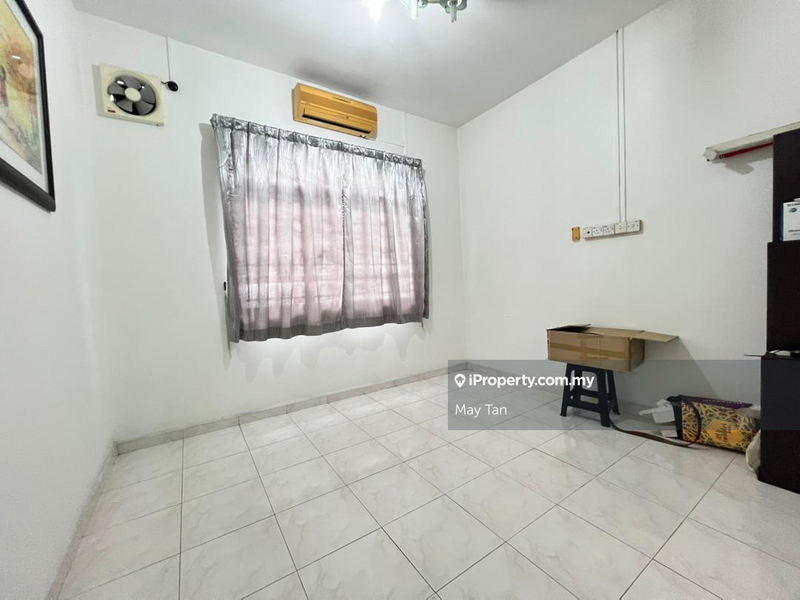 Rumah Berkembar untuk Dijual di Taman Sri Kluang, Kluang oleh May Tan - iProperty.com.my