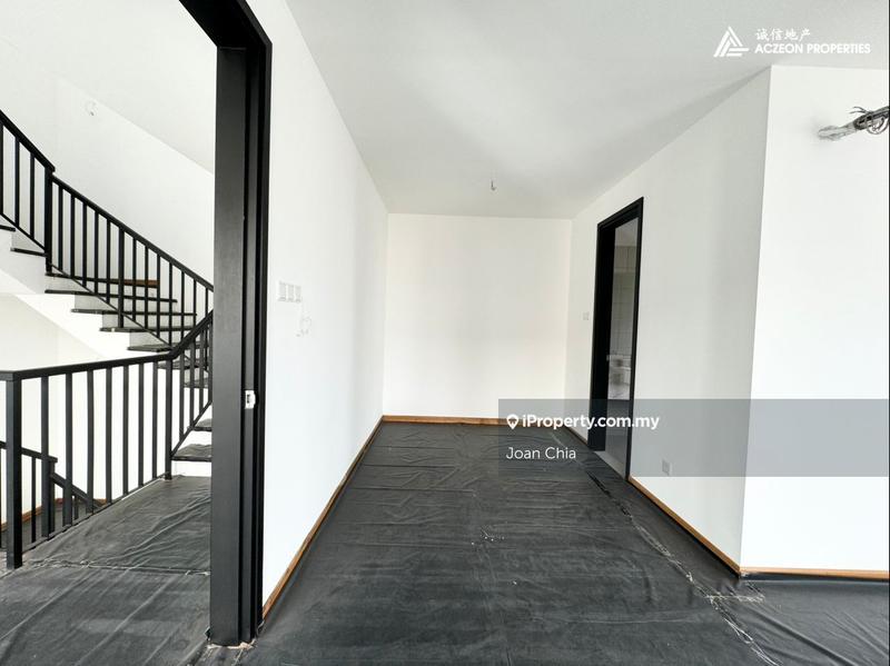 Rumah Teres 3-Tingkat untuk Dijual di Senibong, Permas Jaya oleh Joan Chia - iProperty.com.my