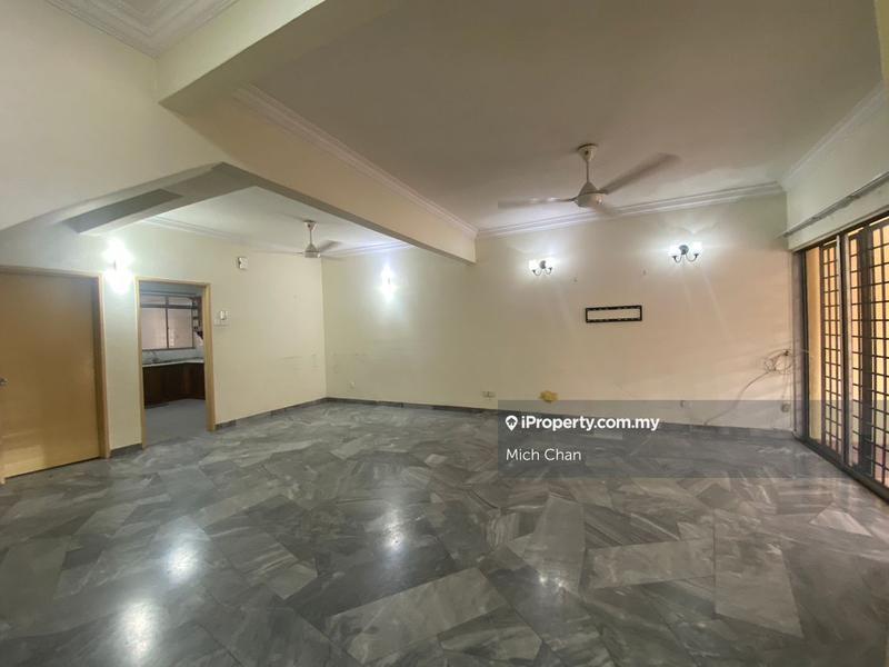 2-storey Terraced House untuk Disewa di Petaling Jaya, Bandar Utama oleh Mich Chan - iProperty.com.my