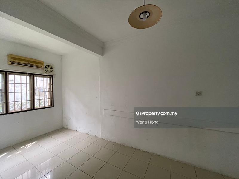 2-storey Terraced House for Sale in Taman Mayang, Petaling Jaya by Weng Hong - iProperty.com.my