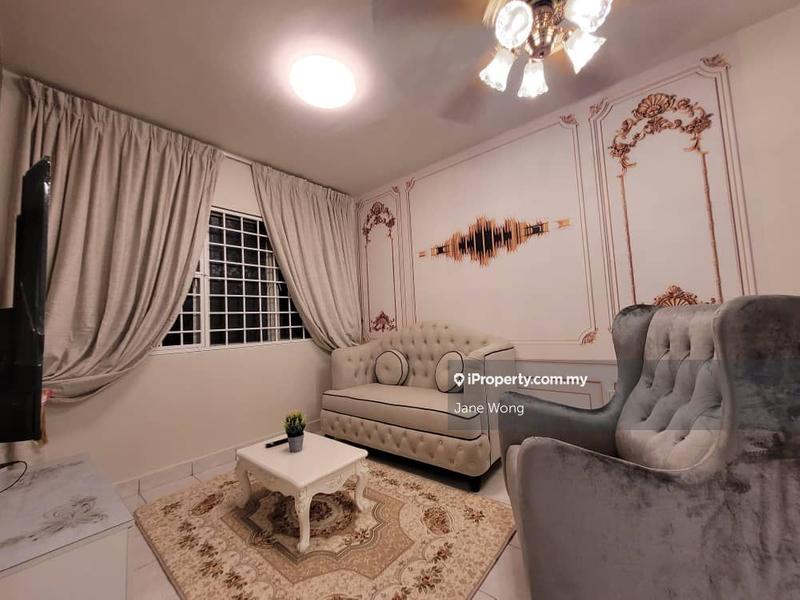Rumah Flat untuk Dijual di Flora Damansara Flat oleh Jane Wong - iProperty.com.my