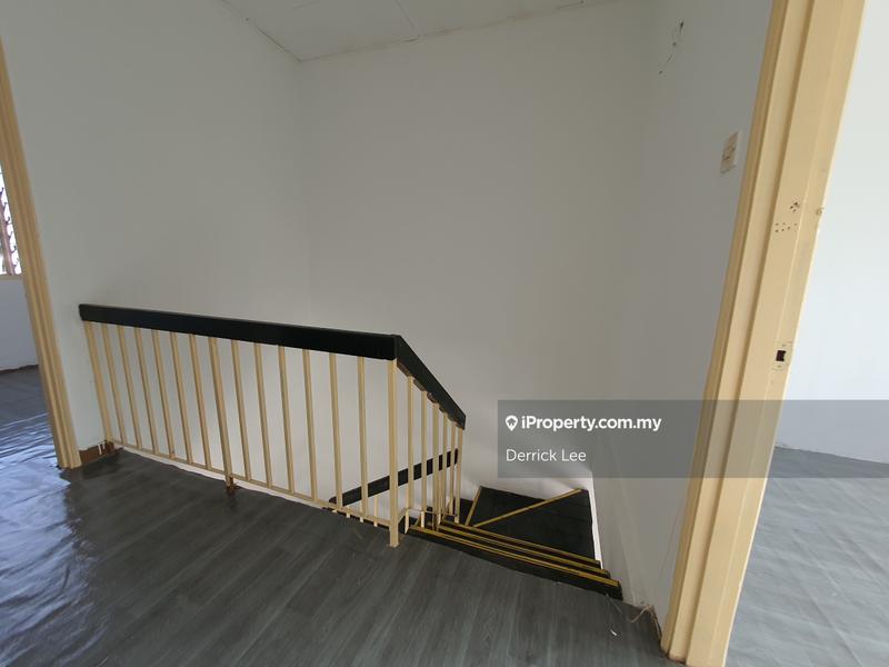Rumah Berangkai 2 Tingkat untuk Dijual di 18d3y, Subang Jaya oleh Derrick Lee - iProperty.com.my