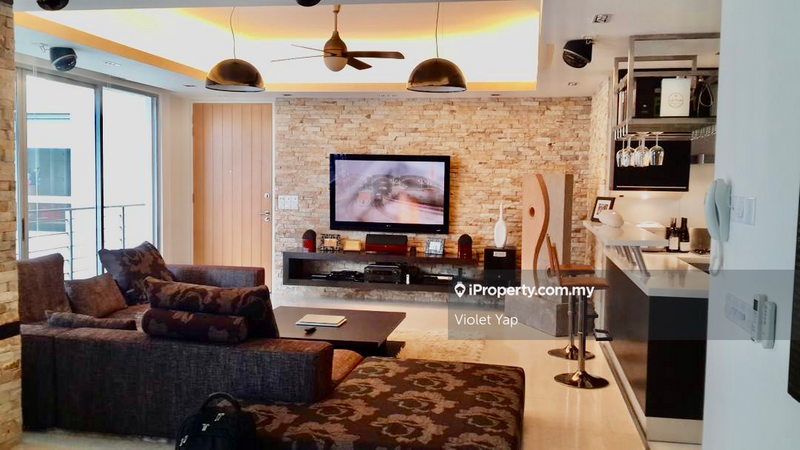 For Sale - 2 Hampshire