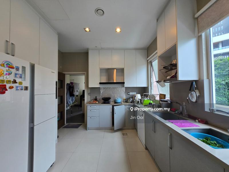 For Sale - Desa Eight