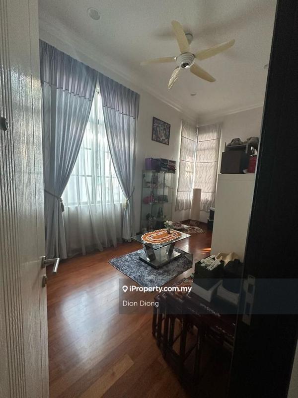 Rumah Berkembar untuk Dijual di Bukit Jelutong, Shah Alam oleh Dion Diong - iProperty.com.my
