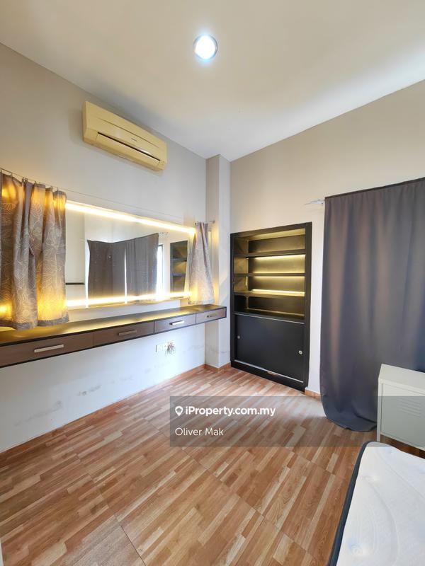 Rumah Berangkai 3 Tingkat untuk Dijual di Taman Esplanad, Bukit Jalil oleh Oliver Mak - iProperty.com.my