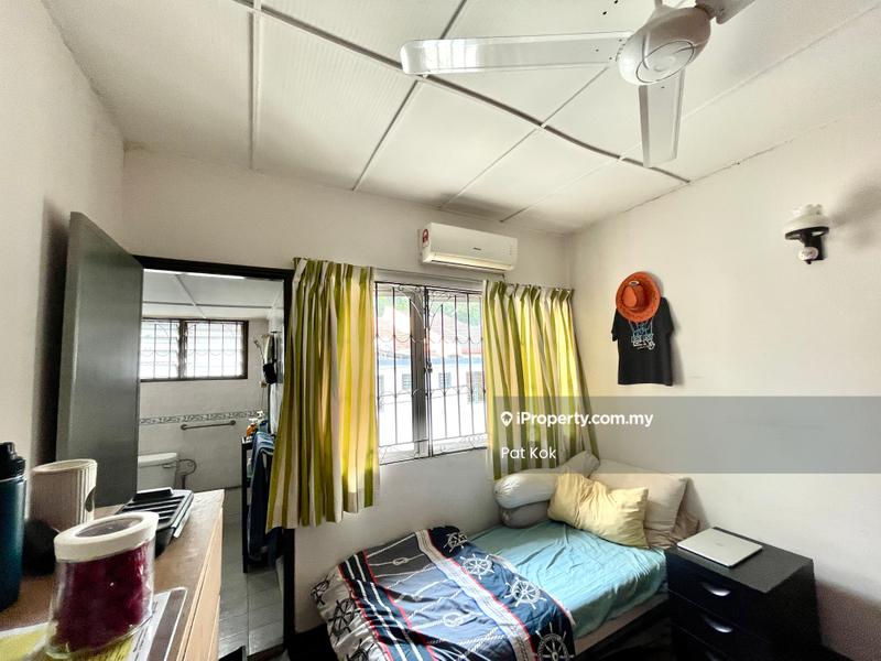 2-storey Terraced House for Sale in Taman Tun Dr Ismail, Kuala Lumpur by Pat Kok - Bedroom - iProperty.com.my