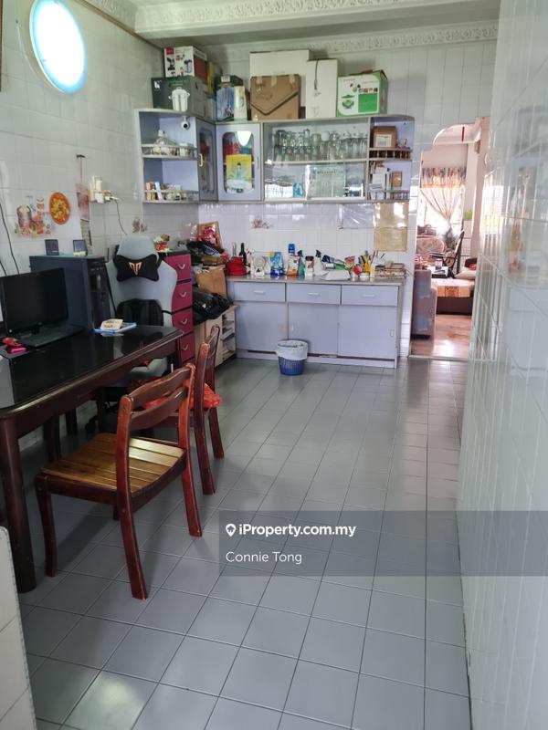 Semi-Detached House for Sale in Sea Park, Petaling Jaya by Connie Tong - iProperty.com.my