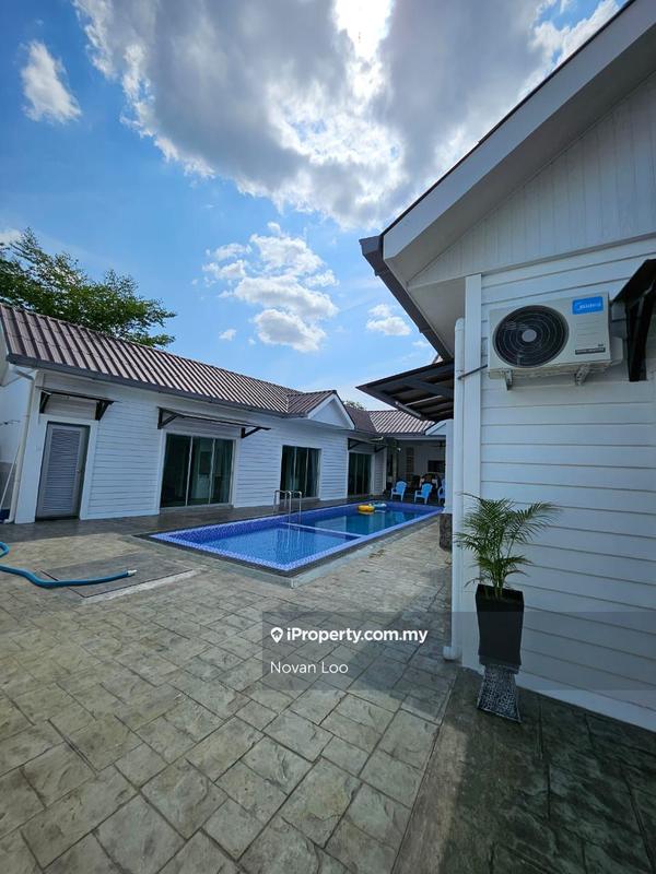Banglo untuk Dijual di Taman Sri Lambak, Kluang oleh Novan Loo - iProperty.com.my