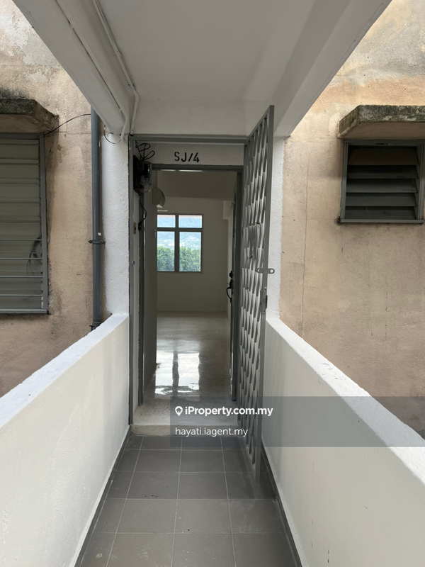 Apartment for Sale in Pangsapuri Dahlia Court by hayati.iagent.my - iProperty.com.my