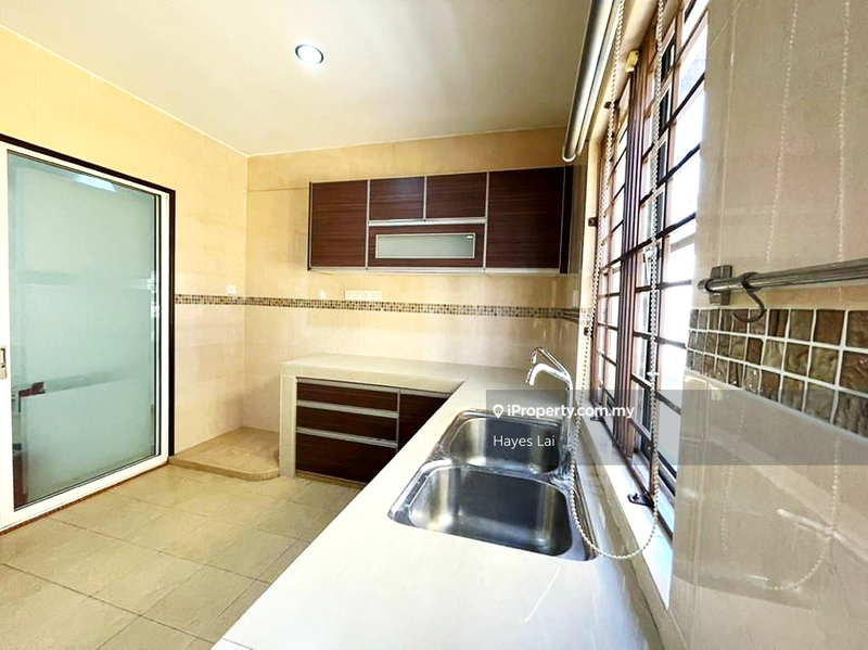2-storey Terraced House untuk Dijual di Taman Putra Prima, Puchong oleh Hayes Lai - iProperty.com.my