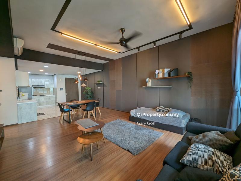 For Sale - The Potpourri