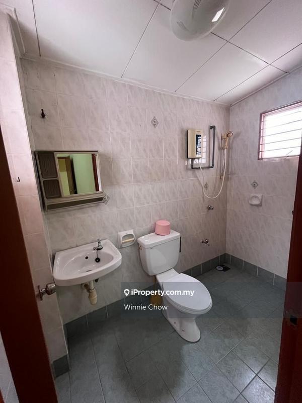 Rumah Teres 2-Tingkat untuk Dijual di Bukit Rimau, Shah Alam oleh Winnie Chow - iProperty.com.my