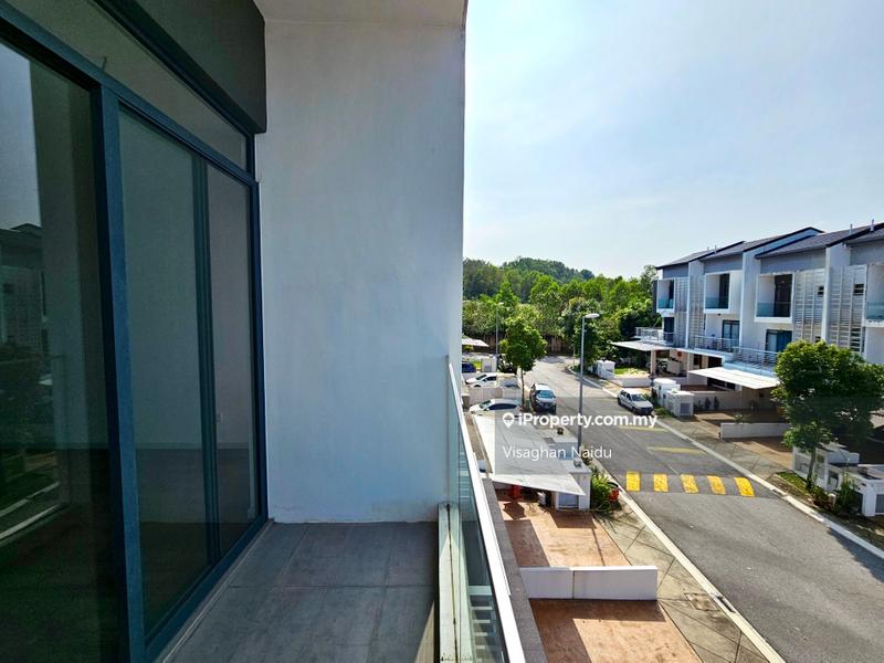 Rumah Teres 2.5-Tingkat untuk Dijual di Taman Tasik Residensi (Lake Club Parkhome), Rawang oleh Visaghan Naidu - iProperty.com.my