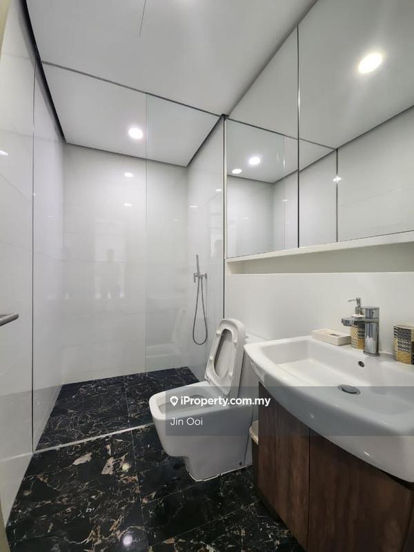 Residensi Servis untuk Dijual di Arcoris Residences oleh Jin Ooi - iProperty.com.my