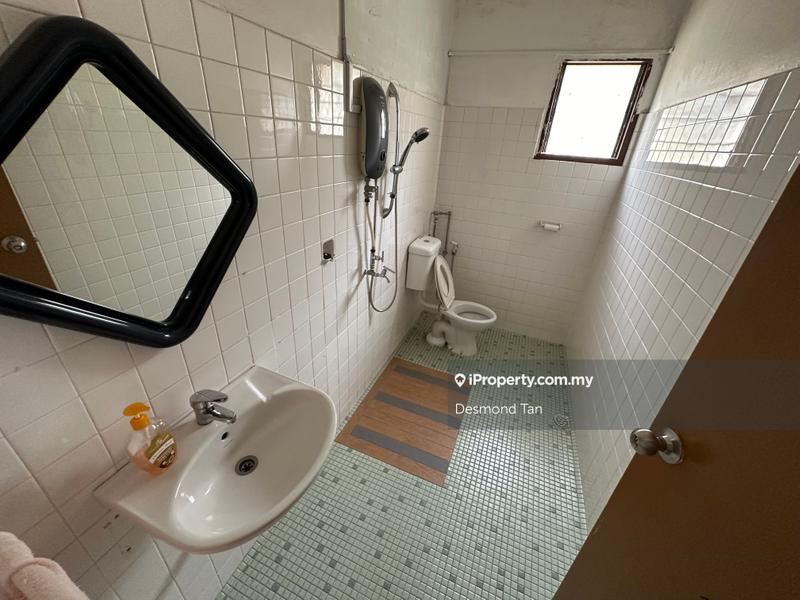 Bungalow House for Sale in Seksyen 14, Petaling Jaya by Desmond Tan - iProperty.com.my