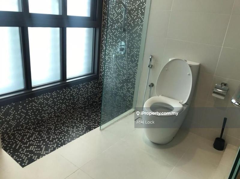 Kediaman Servis untuk Dijual di Vogue Suites One oleh Miki Lock - iProperty.com.my