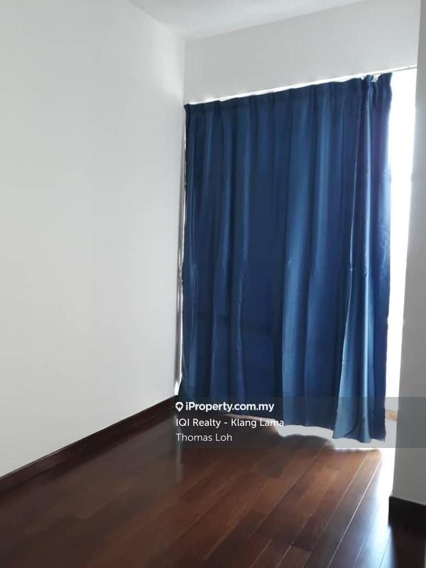 Kediaman Servis untuk Dijual di Subang Olives Residence oleh Thomas Loh - iProperty.com.my