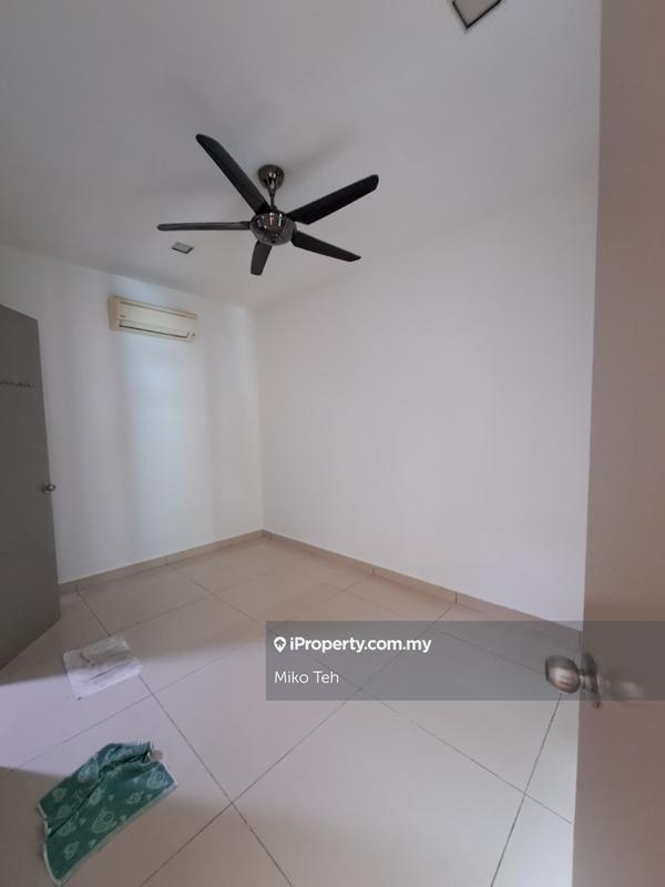 Rumah Teres 2-Tingkat untuk Dijual di Taman Lestari Putra, Seri Kembangan oleh Miko Teh - iProperty.com.my