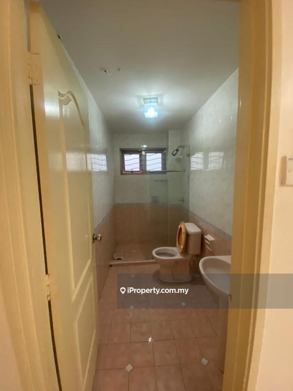 Rumah Berkembar untuk Dijual di Taman Bukit Mewah, Kajang oleh Azik Khalid - iProperty.com.my