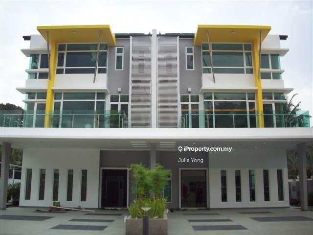 Semi-Detached House for Sale in Laman Damaisari @ Mont Kiara, Mont Kiara by Julie Yong - main picture - iProperty.com.my