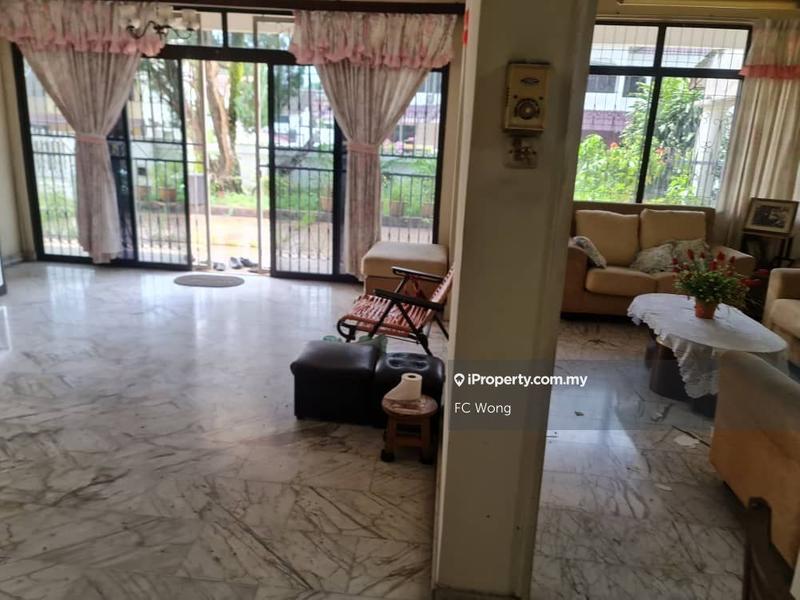 Semi-Detached House for Sale in Taman Overseas Union (Taman Oug), Jalan Klang Lama (Old Klang Road) by FC Wong - iProperty.com.my