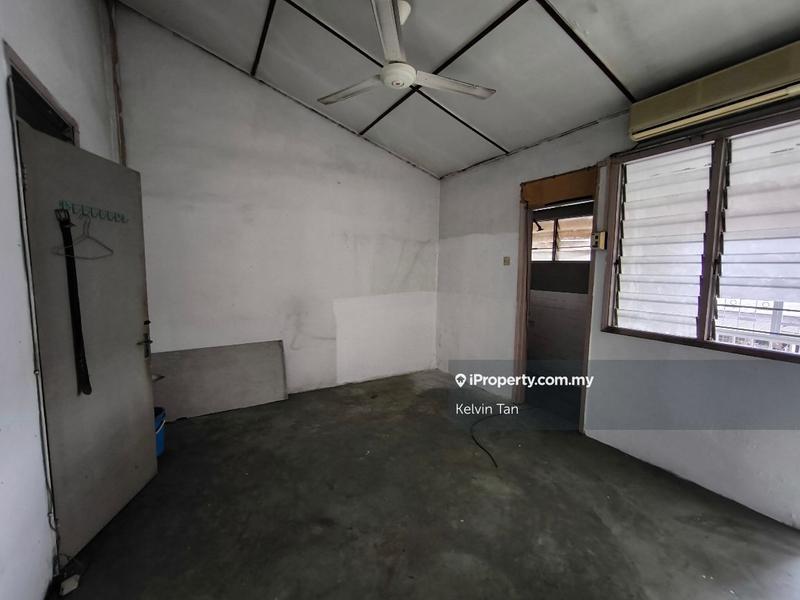 Rumah Berangkai 2 Tingkat untuk Dijual di Taman Kajang Baru Sungai Jelok, Kajang oleh Kelvin Tan - iProperty.com.my