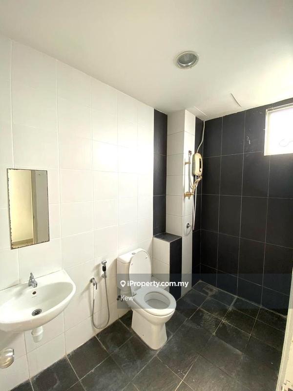 Condominium for Sale in Sky Vista Residency by Kew - iProperty.com.my