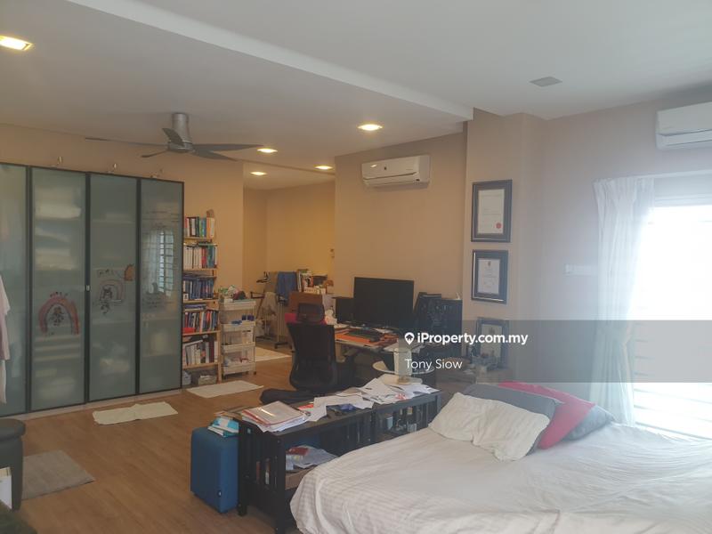 Bungalow House for Sale in USJ Heights, Subang Jaya by Tony Siow - iProperty.com.my