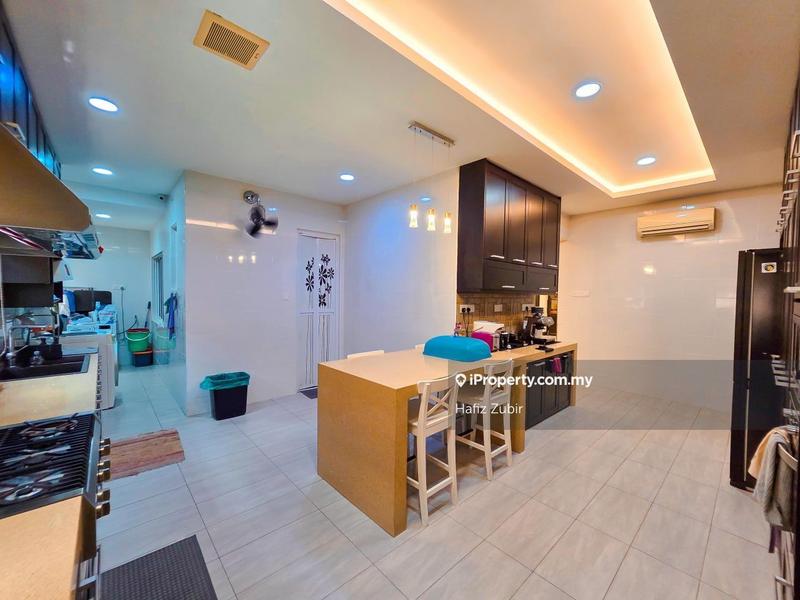 Rumah Berangkai 2 Tingkat untuk Dijual di Taman Tropika, Bangi oleh Hafiz Zubir - iProperty.com.my