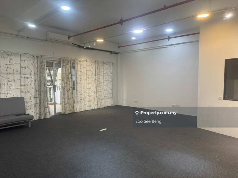 For Sale - Emerald Plaza North