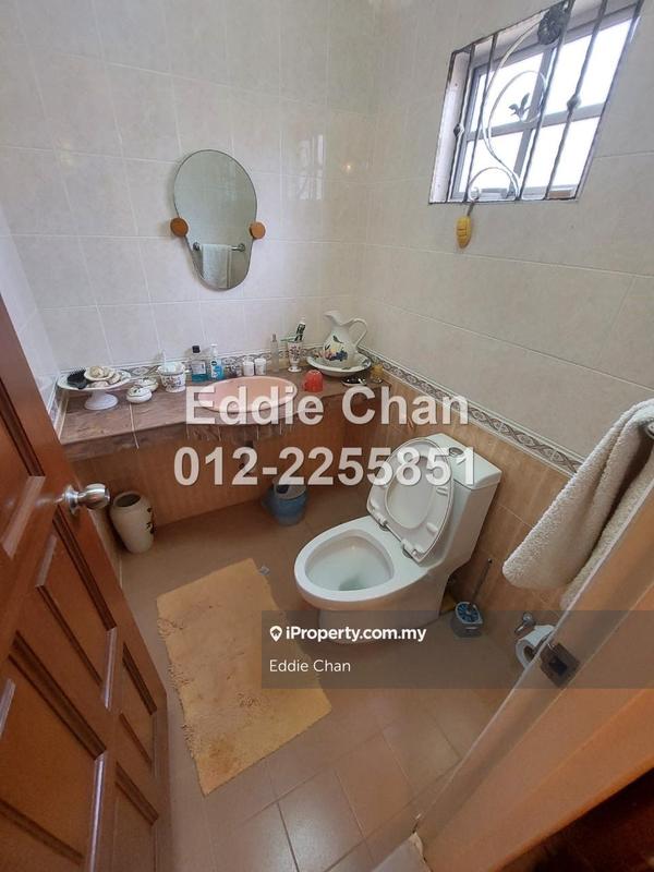 Bungalow House for Sale in Taman Melawati, Ulu Kelang by Eddie Chan - iProperty.com.my